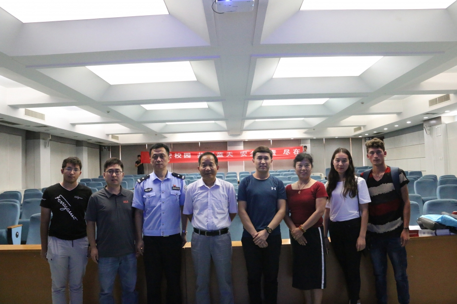 附图3taptap
组织安全教育.JPG